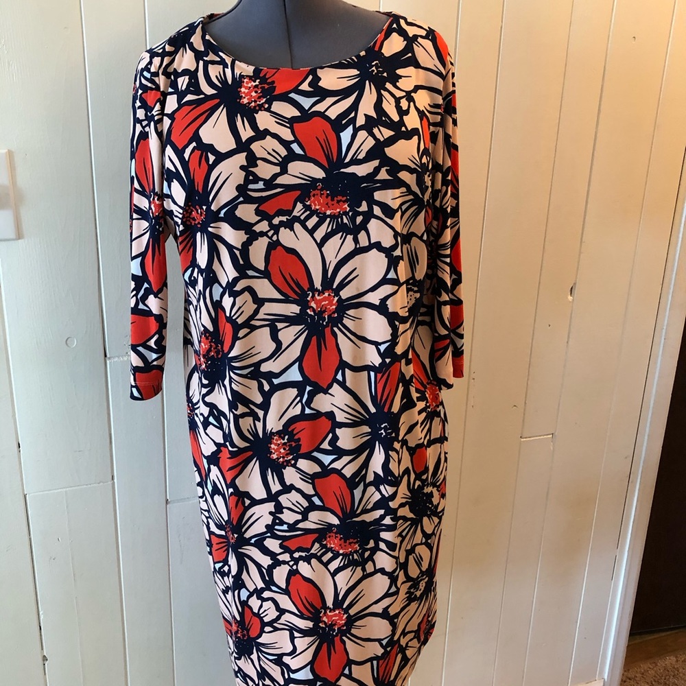 Maternity shift dress a pea in the pod